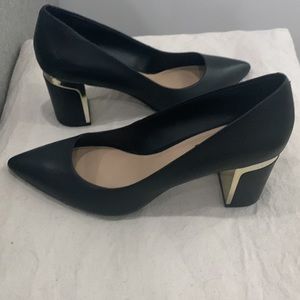 DKNY block heels silver trim